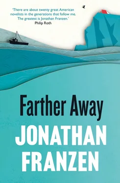 Jonathan Franzen Farther Away обложка книги
