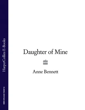 Anne Bennett Daughter of Mine обложка книги