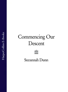 Suzannah Dunn Commencing Our Descent обложка книги