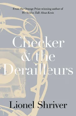 Lionel Shriver Checker and the Derailleurs обложка книги