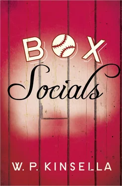 W. Kinsella Box Socials обложка книги