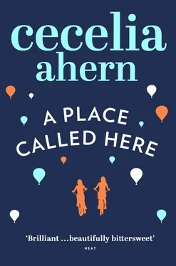 Cecelia Ahern A Place Called Here обложка книги