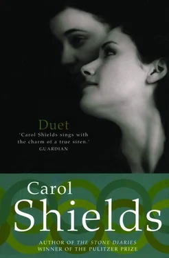 Carol Shields Duet обложка книги