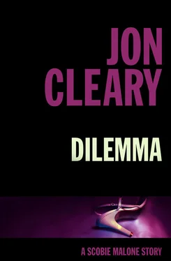 Jon Cleary Dilemma обложка книги