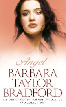Barbara Taylor Bradford Angel обложка книги