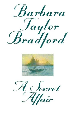 Barbara Taylor Bradford A Secret Affair обложка книги
