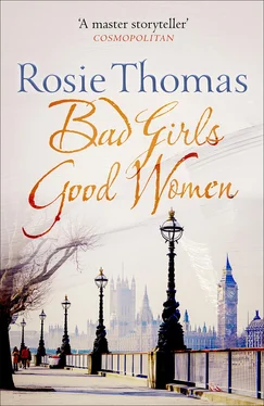 Rosie Thomas Bad Girls Good Women обложка книги