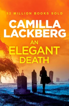 Camilla Lackberg An Elegant Death: A Short Story обложка книги