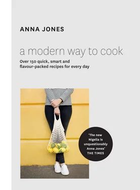 Anna Jones A Modern Way to Cook: Over 150 quick, smart and flavour-packed recipes for every day обложка книги