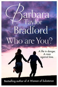 Barbara Taylor Bradford Who Are You?: A life in danger. A race against time. обложка книги