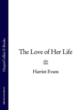 Harriet Evans The Love of Her Life обложка книги