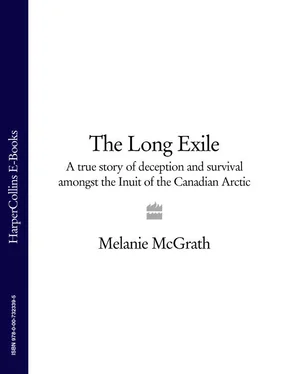 Melanie McGrath The Long Exile: A true story of deception and survival amongst the Inuit of the Canadian Arctic обложка книги