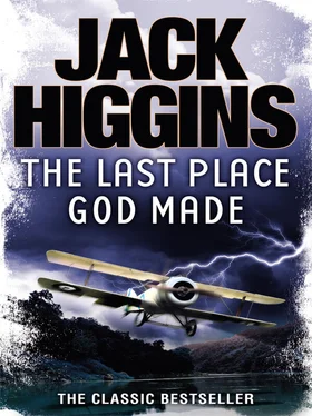 Jack Higgins The Last Place God Made обложка книги