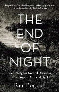 Paul Bogard The End of Night: Searching for Natural Darkness in an Age of Artificial Light обложка книги