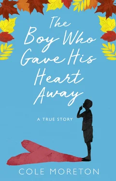 Cole Moreton The Boy Who Gave His Heart Away: A Death that Brought the Gift of Life обложка книги