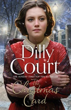 Dilly Court The Christmas Card: The perfect heartwarming novel for Christmas from the Sunday Times bestseller обложка книги
