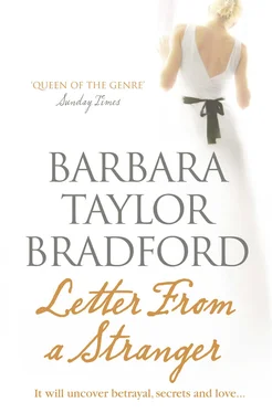 Barbara Taylor Bradford Letter from a Stranger обложка книги