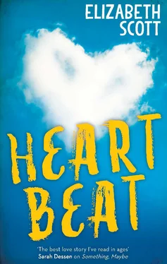 Elizabeth Scott Heartbeat обложка книги