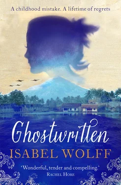 Isabel Wolff Ghostwritten обложка книги