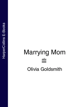 Olivia Goldsmith Marrying Mom обложка книги