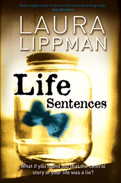 Laura Lippman Life Sentences обложка книги