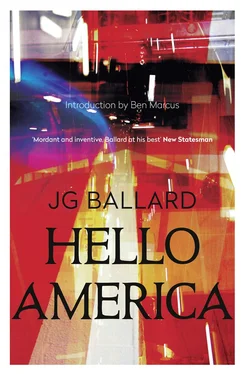 J. Ballard Hello America обложка книги