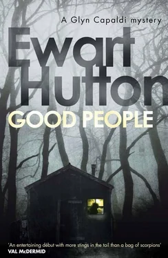 Ewart Hutton Good People обложка книги