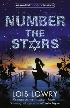 Lois Lowry Number the Stars обложка книги