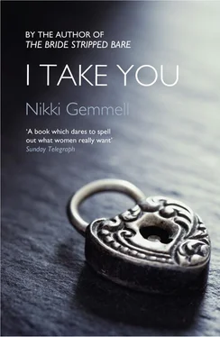 Nikki Gemmell I Take You обложка книги