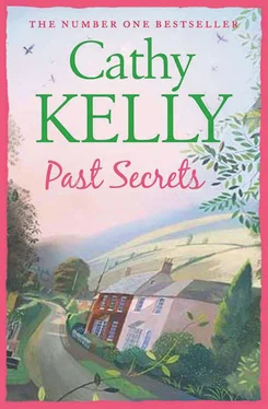 Cathy Kelly Past Secrets обложка книги