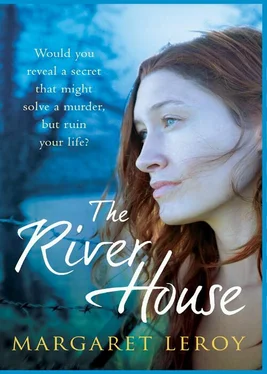 Margaret Leroy The River House обложка книги