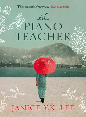 Литагент HarperCollins The Piano Teacher обложка книги