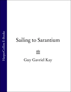 Guy Gavriel Kay Sailing to Sarantium обложка книги