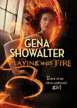 Gena Showalter Playing with Fire обложка книги