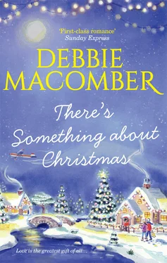 Debbie Macomber There's Something About Christmas обложка книги