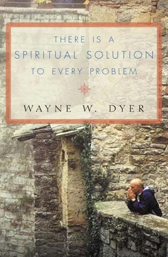 Wayne Dyer There Is a Spiritual Solution to Every Problem обложка книги
