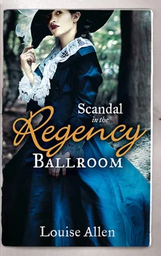 Louise Allen Scandal in the Regency Ballroom: No Place For a Lady / Not Quite a Lady обложка книги