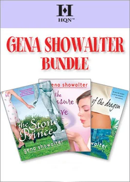 Gena Showalter Gena Showalter Bundle: The Stone Prince / The Pleasure Slave / Heart of the Dragon обложка книги