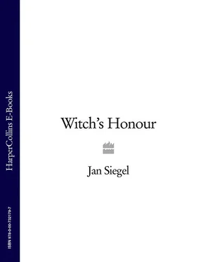 Jan Siegel Witch’s Honour обложка книги