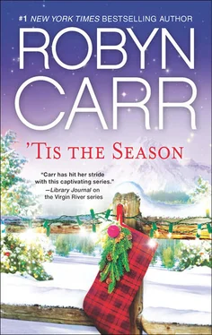 Robyn Carr 'Tis the Season: Under the Christmas Tree / Midnight Confessions / Backward Glance обложка книги