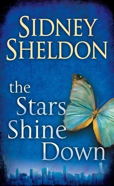 Sidney Sheldon The Stars Shine Down обложка книги