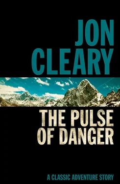 Jon Cleary The Pulse of Danger обложка книги