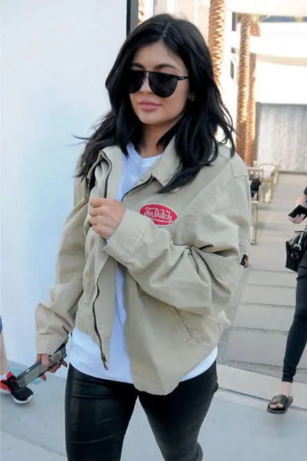 Kylie Jenner in Von DutchBauerGriffinGC ImagesGetty Images How to spot and - фото 15