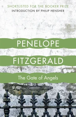 Penelope Fitzgerald The Gate of Angels обложка книги