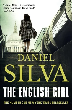 Daniel Silva The English Girl обложка книги