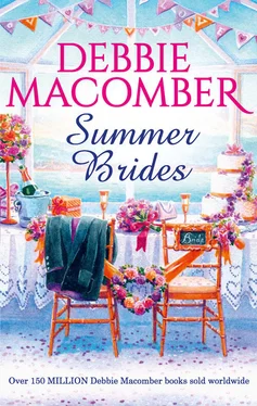 Debbie Macomber Summer Brides: Bride Wanted / Hasty Wedding обложка книги