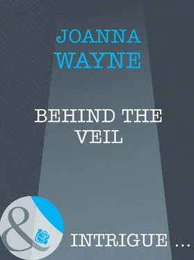 Joanna Wayne Behind The Veil обложка книги