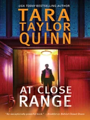 Tara Quinn - At Close Range