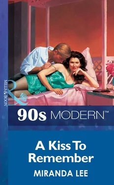 Miranda Lee A Kiss To Remember обложка книги