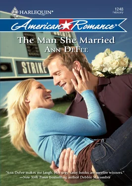 Ann DeFee The Man She Married обложка книги